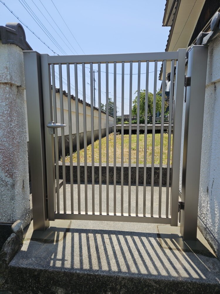 岩国 門扉