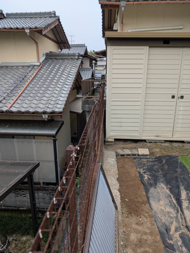 古いフェンス