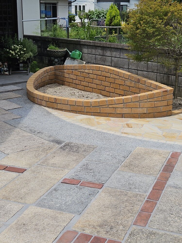 岩国 レンガ花壇
