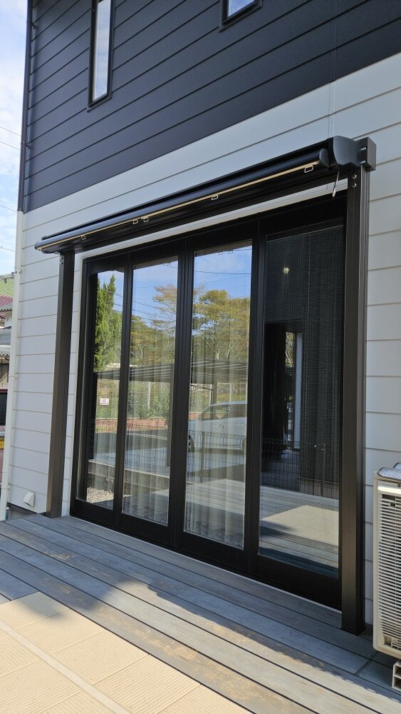 オーニング　収納時