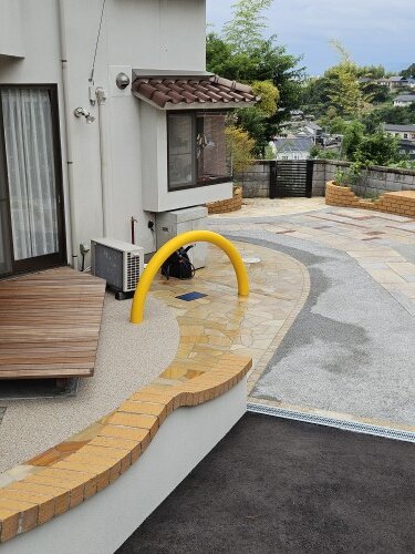 アクセントポール