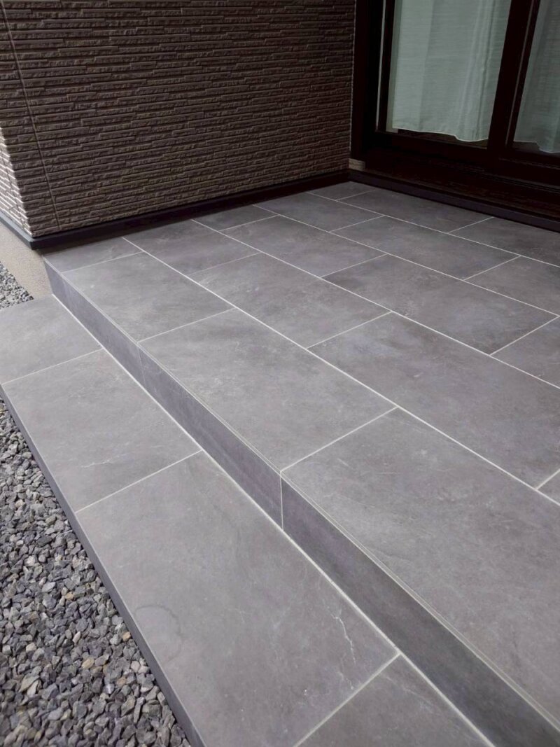 通津　タイルデッキ